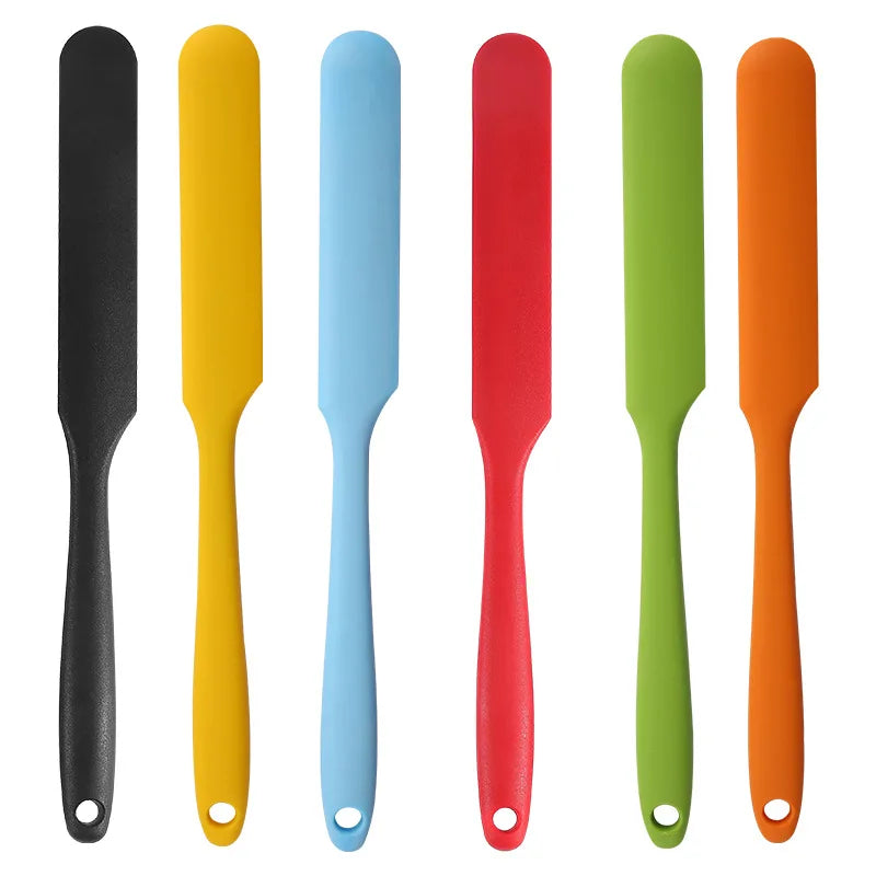 Premium Silicone Baking Scraper With Heat Resistant Non Sticky Design