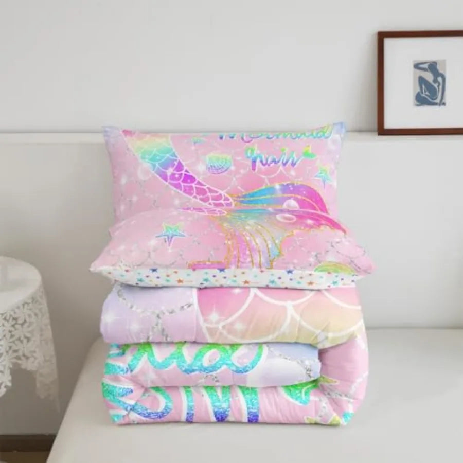 Reversible Starfish Pattern Jacquard Twill Comforter Set With Pillows